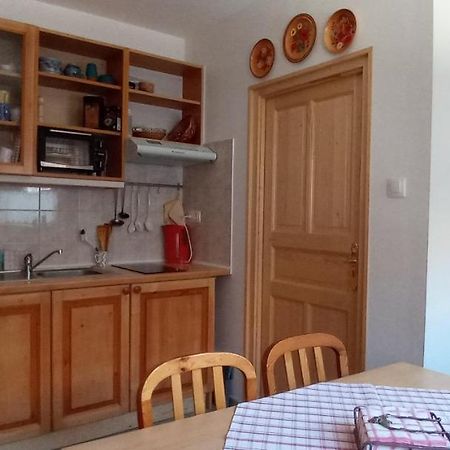 Foki Apartman Шопрон Экстерьер фото